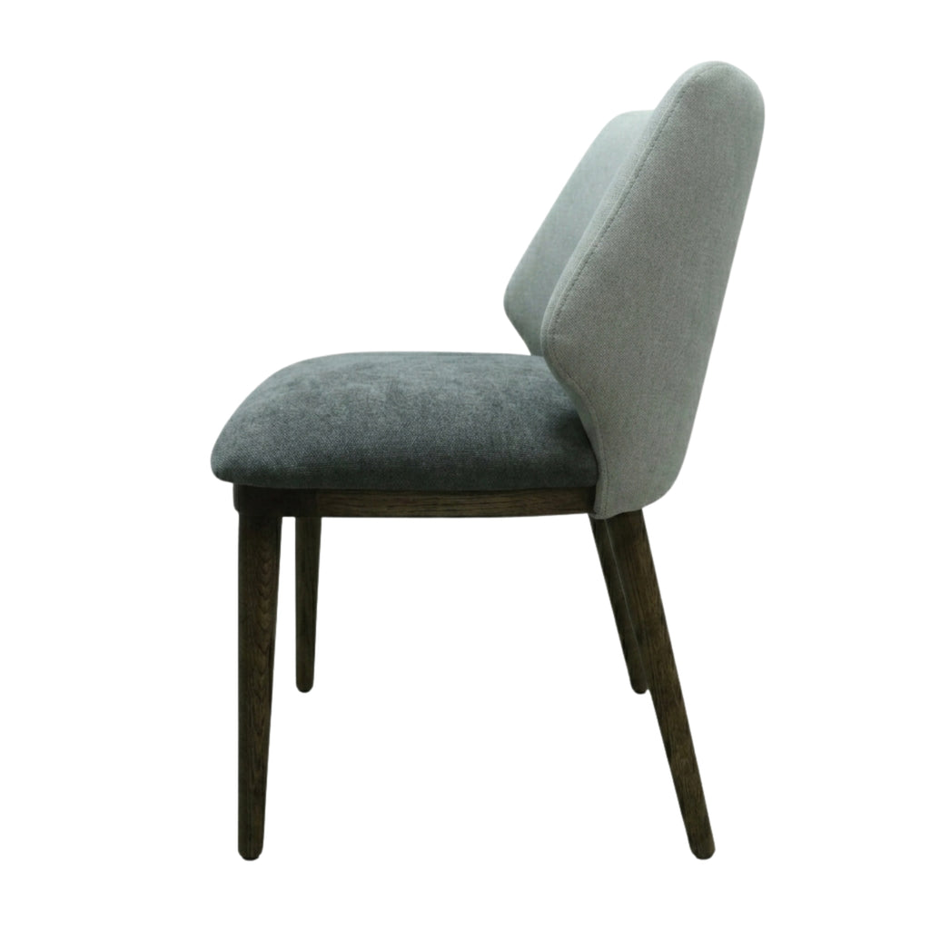 SILLA NEPAL - respaldo y asiento en textil color gris, con base de madera de encino