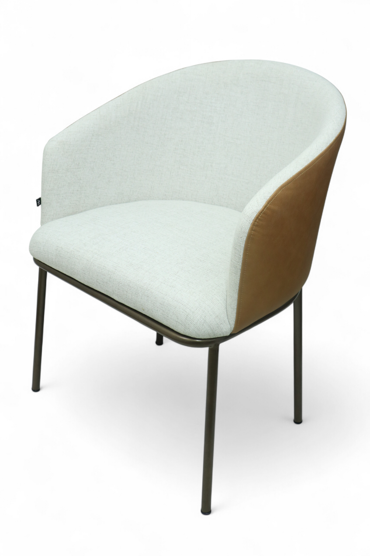 SILLA CANES - respaldos en piel genuina, asiento en textil de alta calidad, base de metal