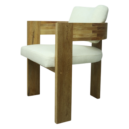 SILLA CAPRI - respaldo y asiento en textil de alta calidad color blanco, con base de madera de encino