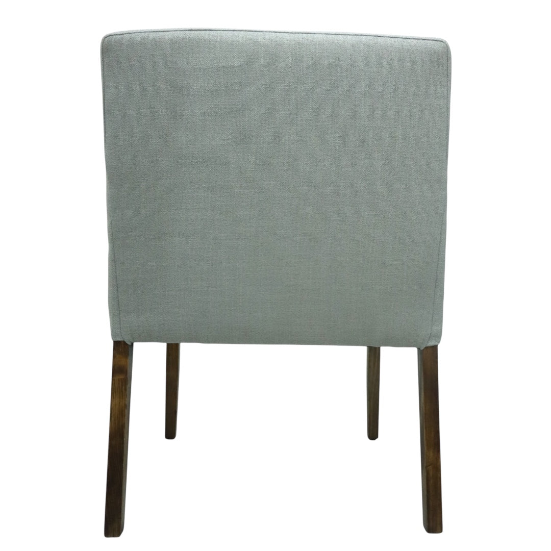 SILLA LORETO - respaldo y asiento en textil gris, estructura de madera de pino