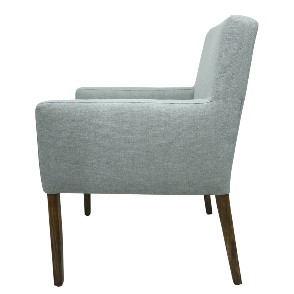 SILLA LORETO - respaldo y asiento en textil gris, estructura de madera de pino