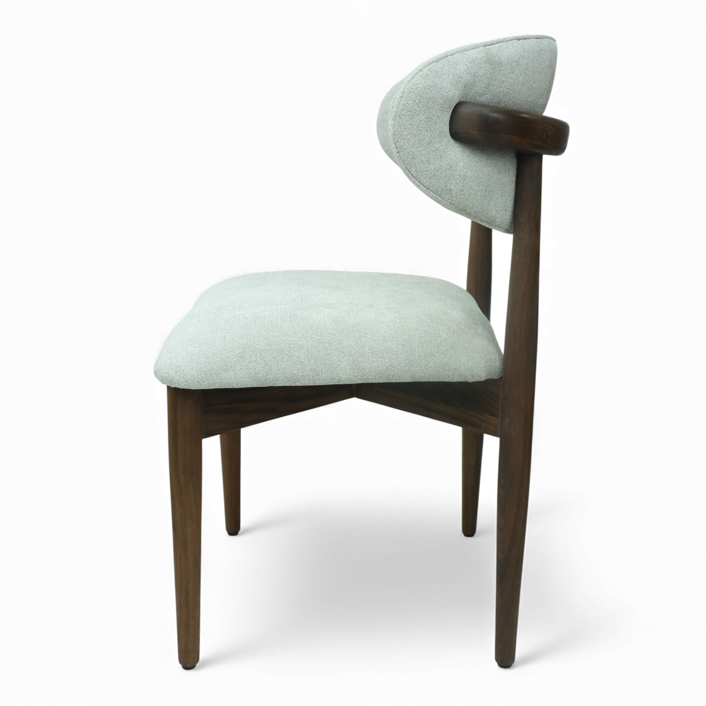 SILLA LAND - respaldo y asiento en textil gris, base de madera de encino tono nogal