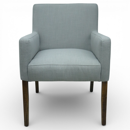 SILLA LORETO - respaldo y asiento en textil gris, estructura de madera de pino